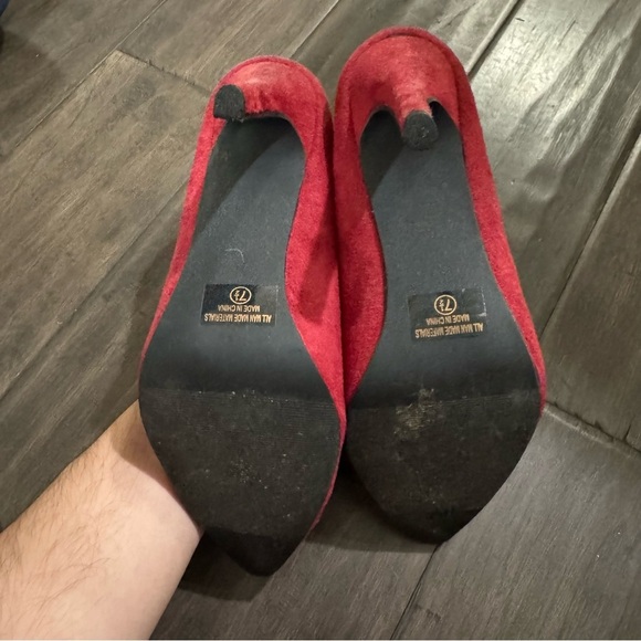 Ollio Red Heels - Picture 4 of 4